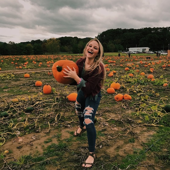 Meet your Posher, Allie - Picture 1 of 1